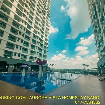 Aurora Vista Homestay Bangi At Vista Bangi With Wifi Netflix Gym Sauna Coway Swimming Pool-River View Kajang Exteriér fotografie