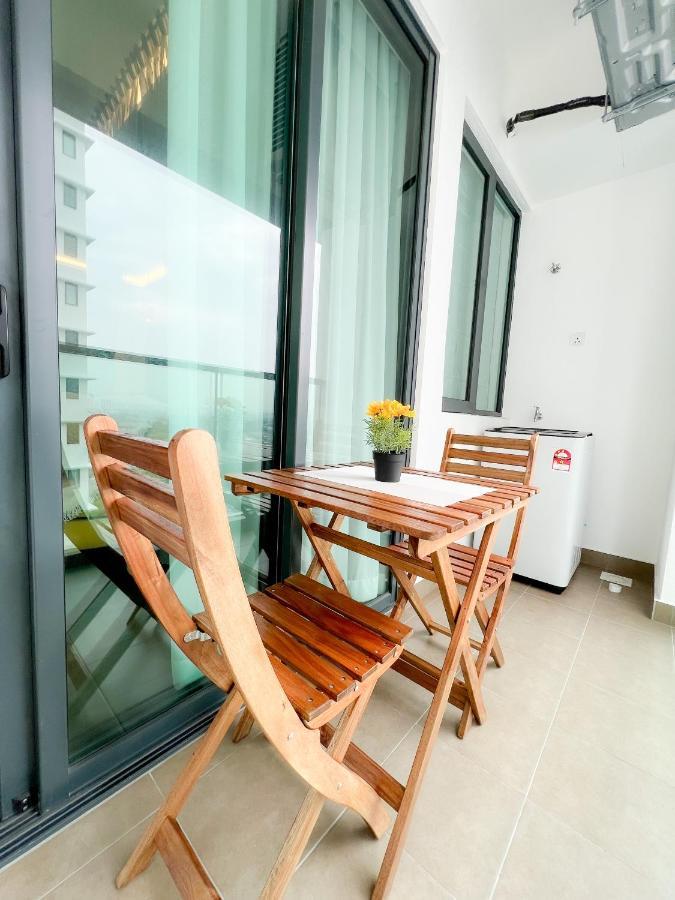 Aurora Vista Homestay Bangi At Vista Bangi With Wifi Netflix Gym Sauna Coway Swimming Pool-River View Kajang Exteriér fotografie