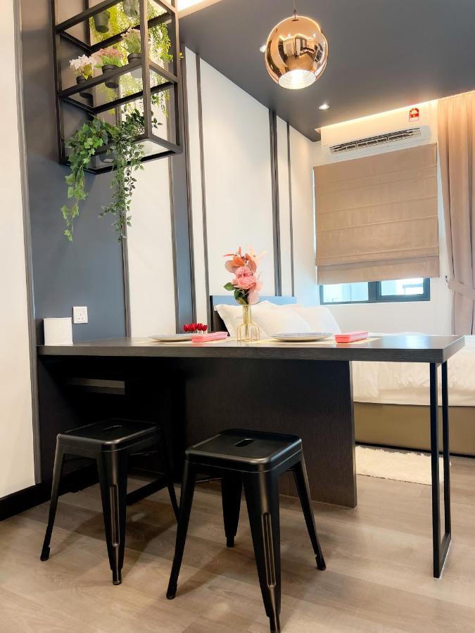 Aurora Vista Homestay Bangi At Vista Bangi With Wifi Netflix Gym Sauna Coway Swimming Pool-River View Kajang Exteriér fotografie